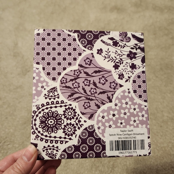 🎅 Speak Now Purple Cardigan Ornament Taylor Swift Christmas - Picture 2 of 5